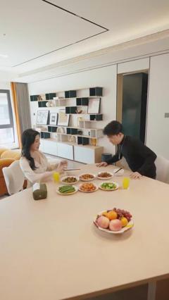 《住进阿姨家后，我觉醒了时间暂停》