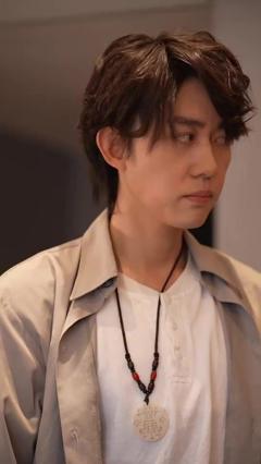 《傲世神医》