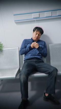 《荣归故里》