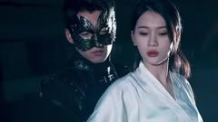 《离婚后，前妻跪求复合》