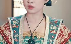 《太监名将，穿越现代抢老婆》